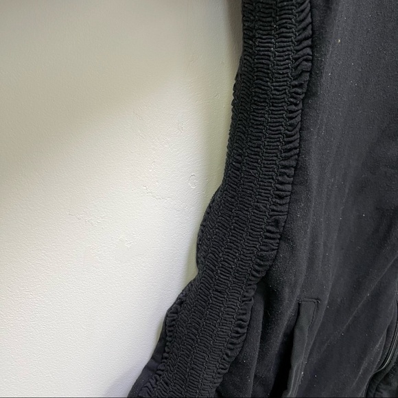 Lucy Athletic Zip-Up - Picture 3 of 6